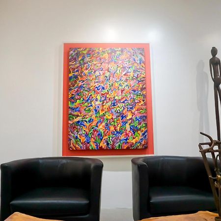 Cayco House By Hotel Durban Makati City Bagian luar foto