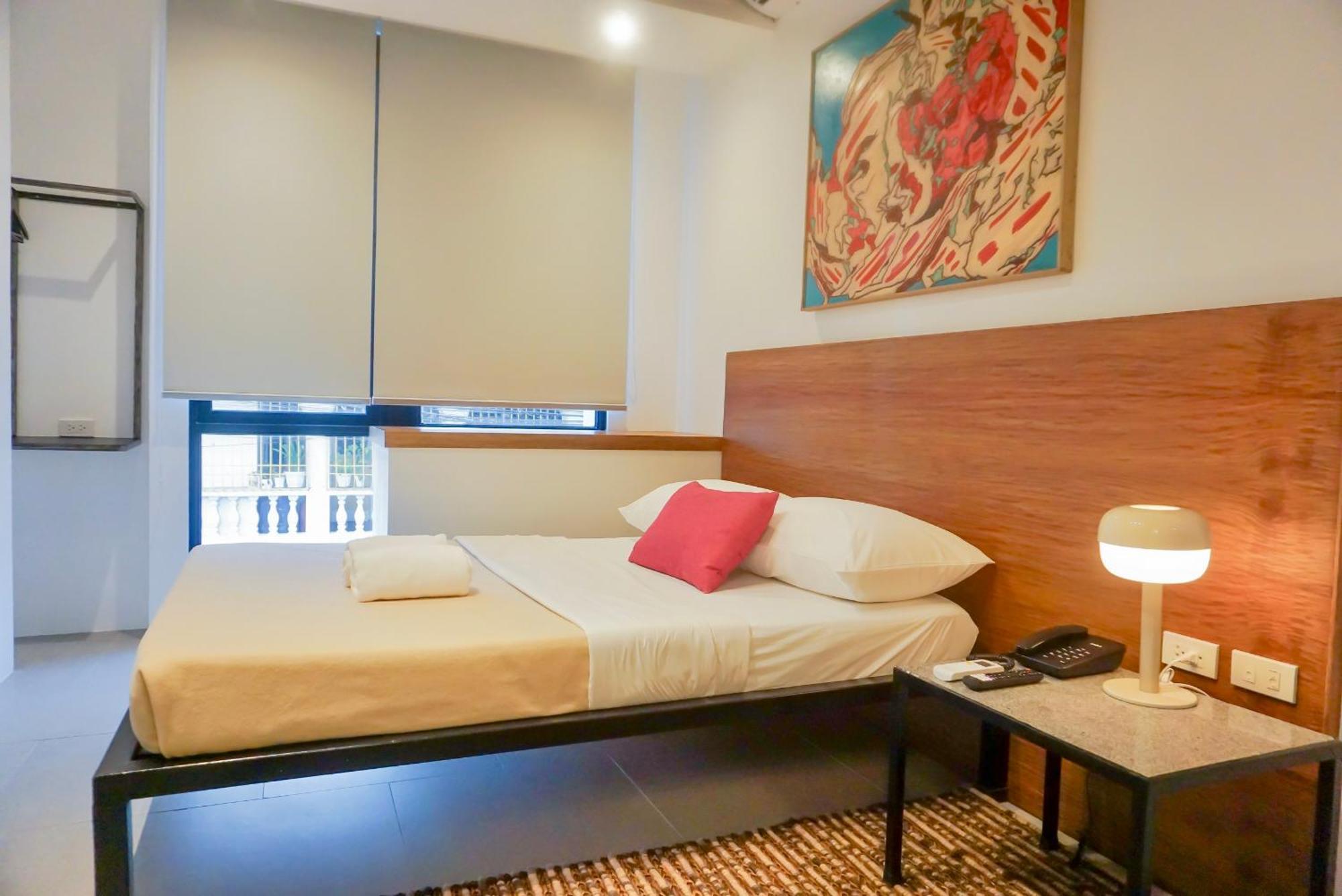 Cayco House By Hotel Durban Makati City Bagian luar foto