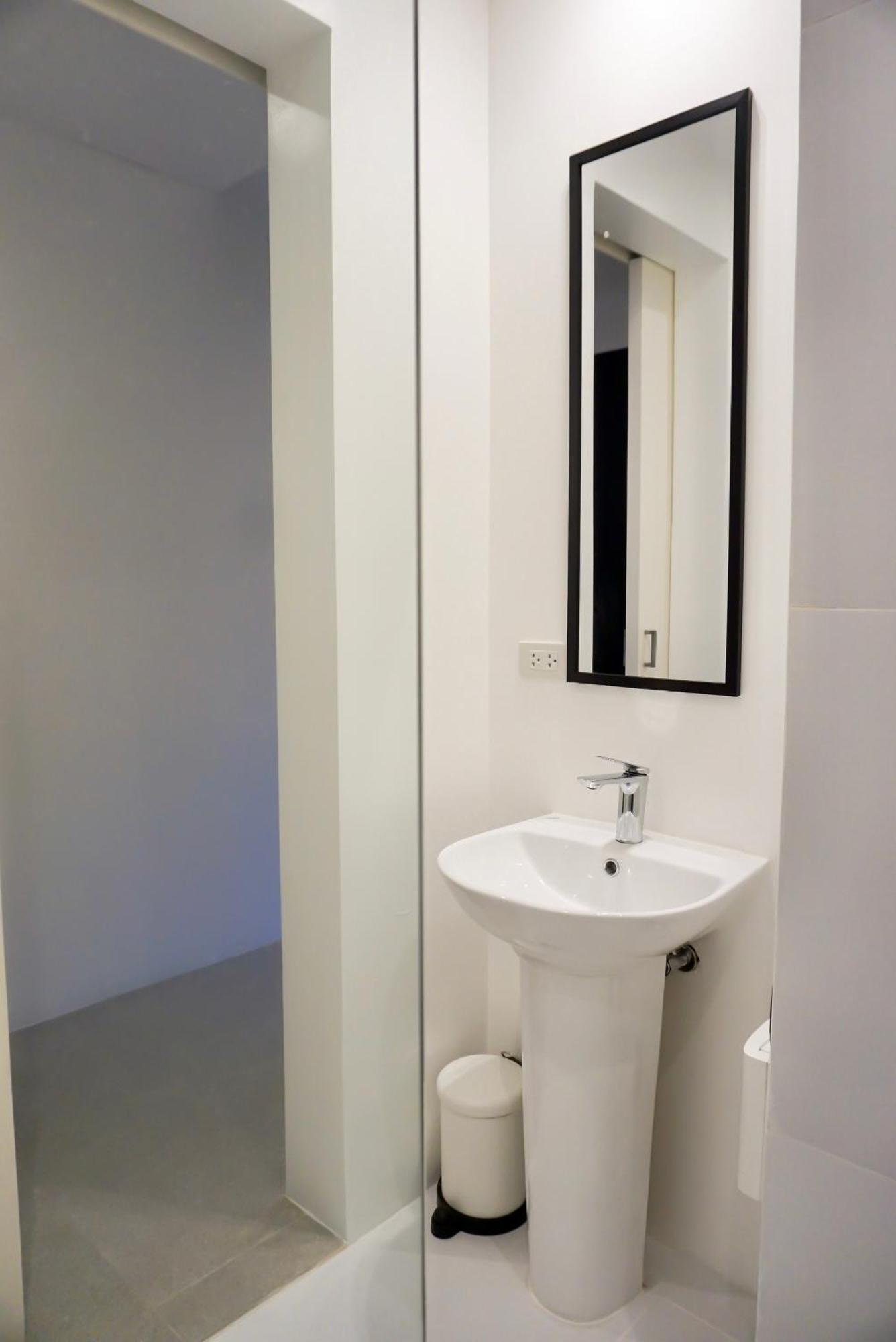 Cayco House By Hotel Durban Makati City Bagian luar foto