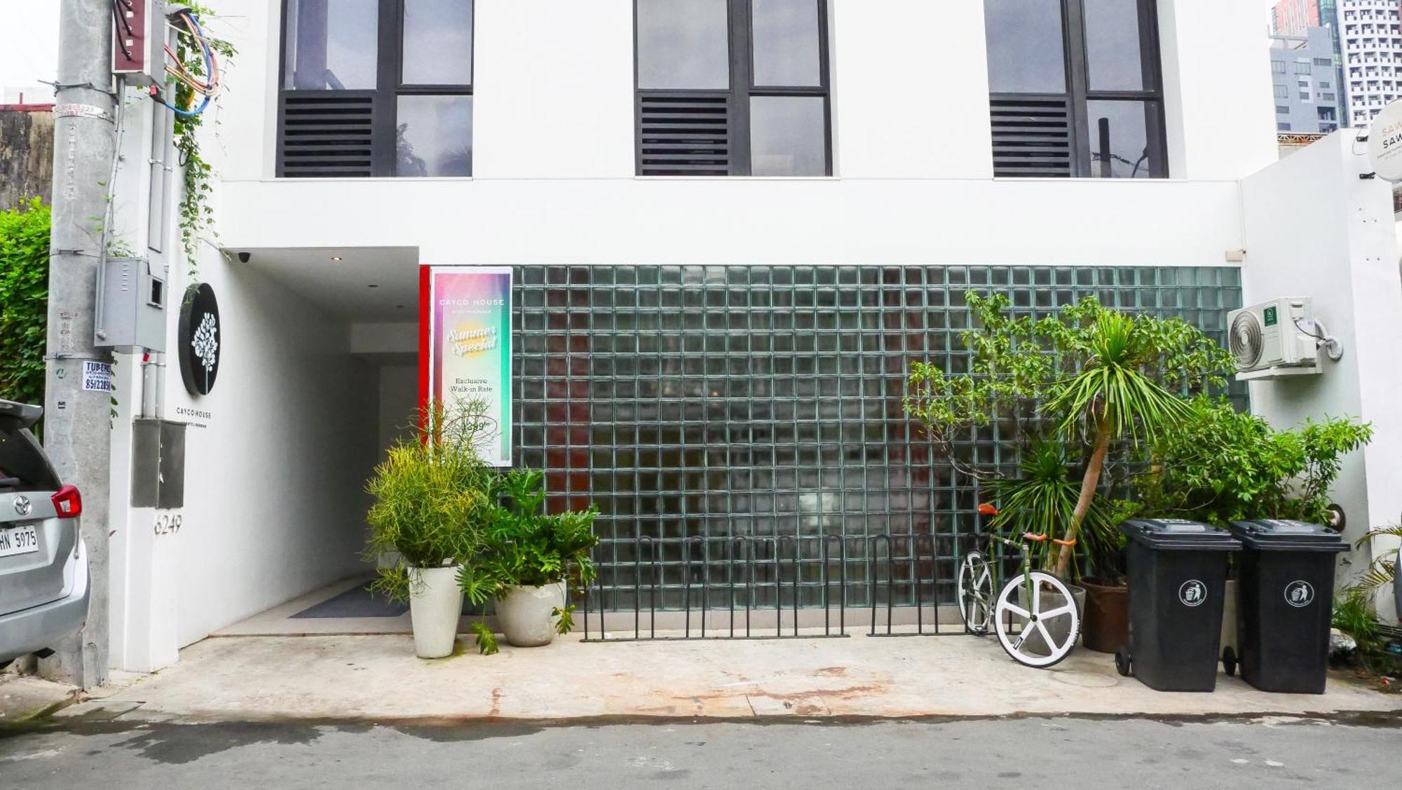 Cayco House By Hotel Durban Makati City Bagian luar foto