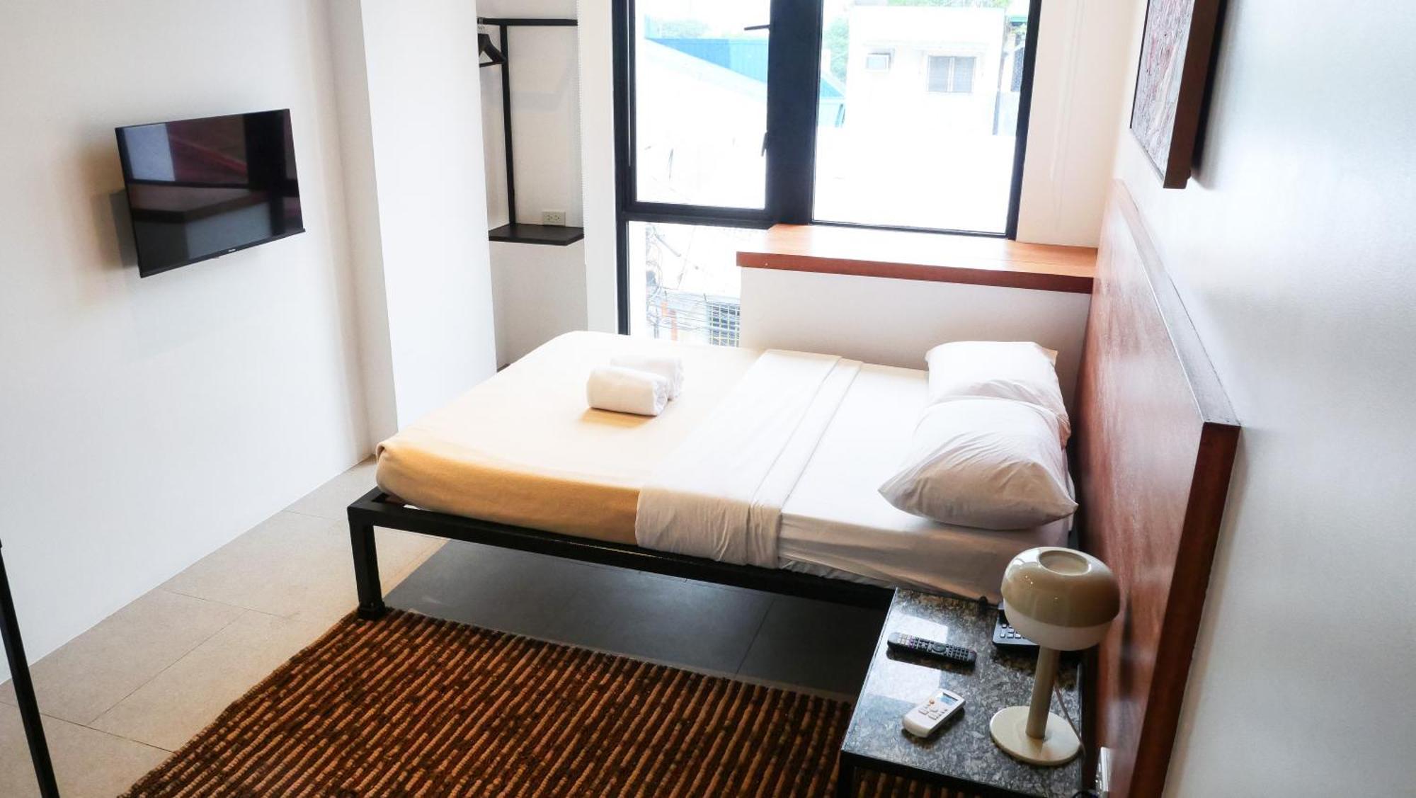 Cayco House By Hotel Durban Makati City Bagian luar foto